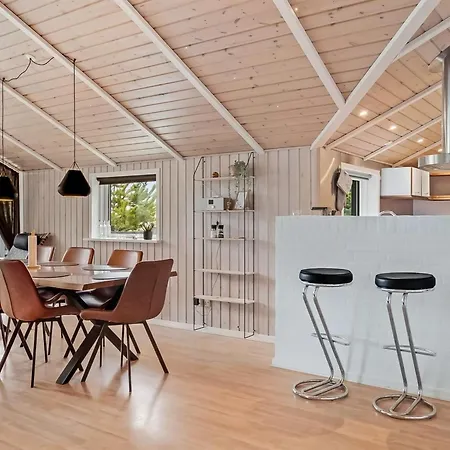 Feriehus Sakulfuer - 2-5km From The Sea By Interhome